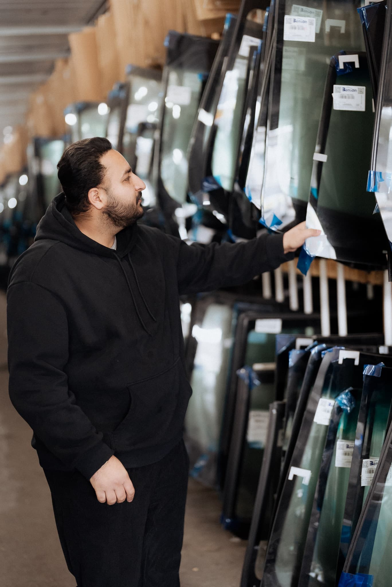 Low Price Auto Glass work showcase